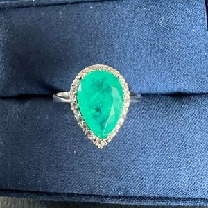 Elegant .925 Sterling Silver and Green Aquamarine Teardrop Ring